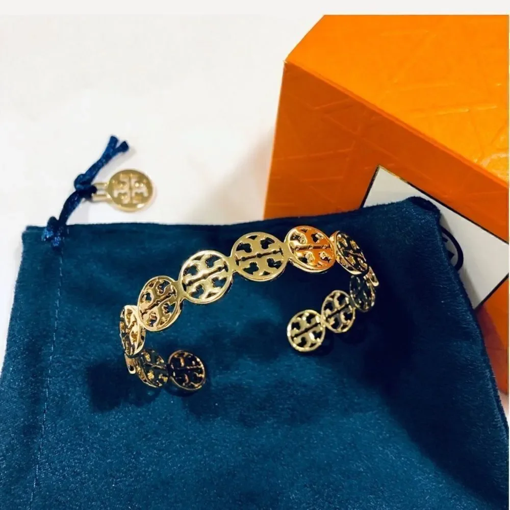 Tory Burch tory burch